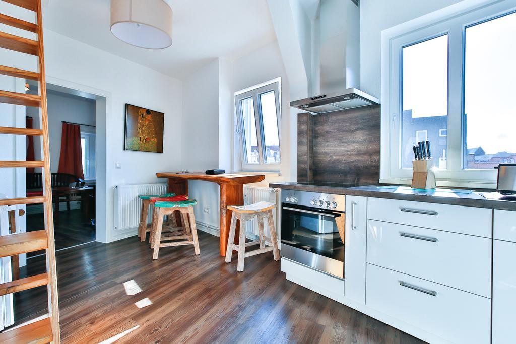 Riverside Apartment Lübeck